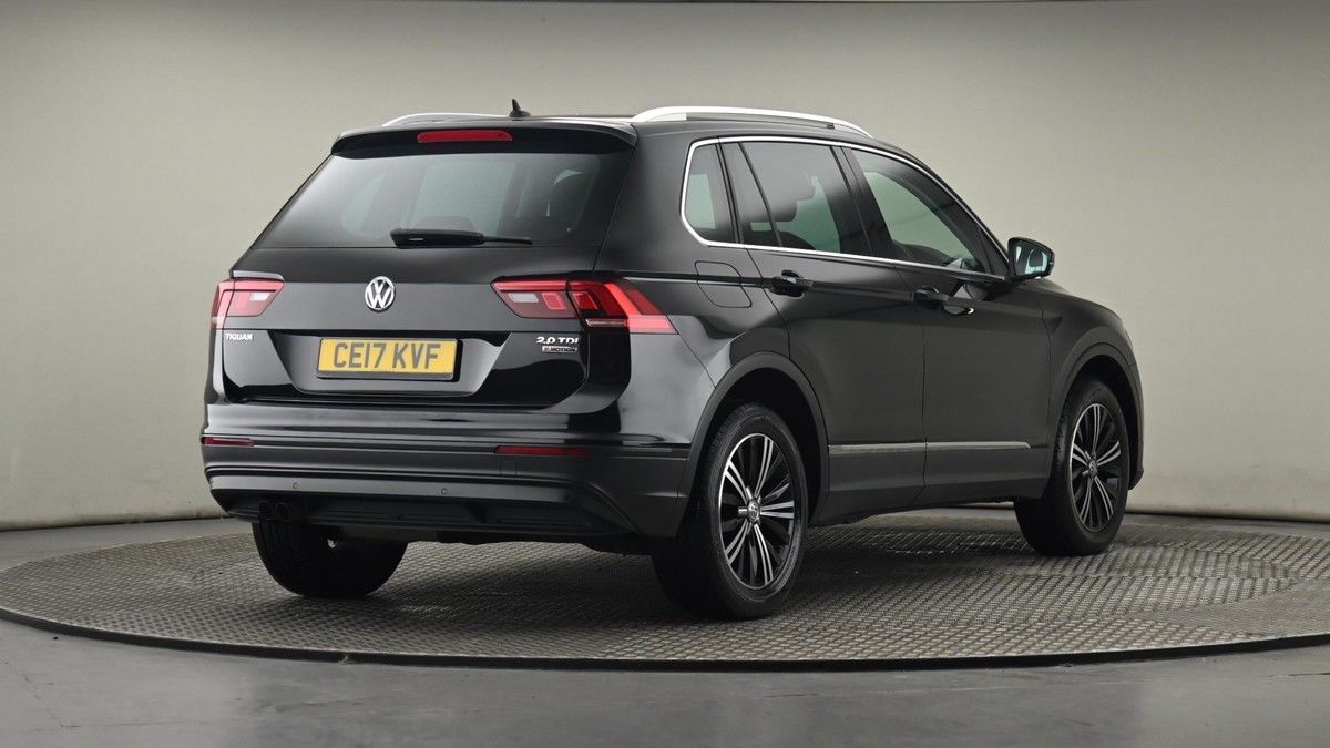 More views of Volkswagen Tiguan