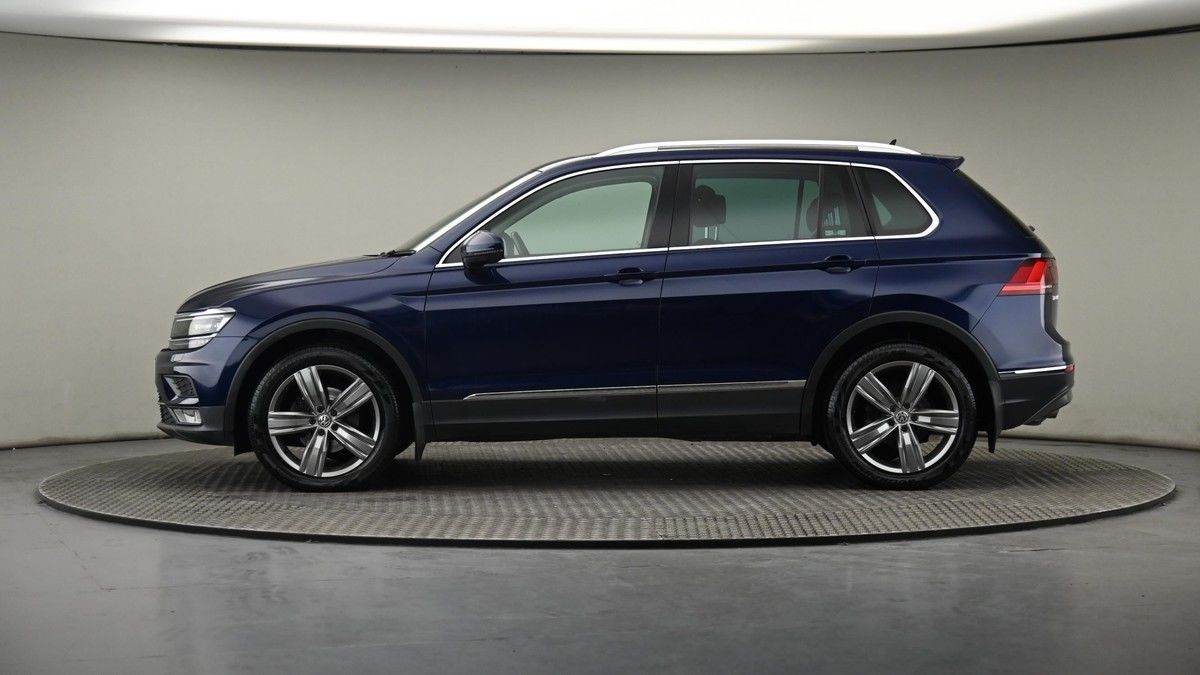 More views of Volkswagen Tiguan