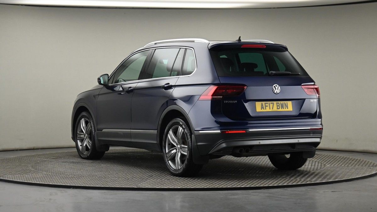 Volkswagen Tiguan Image 24