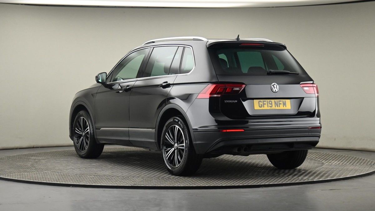 More views of Volkswagen Tiguan