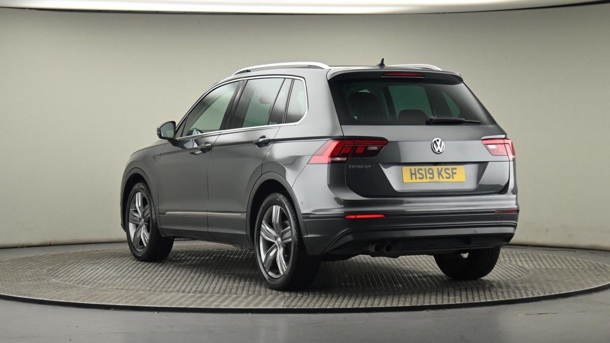 Volkswagen Tiguan Image 24