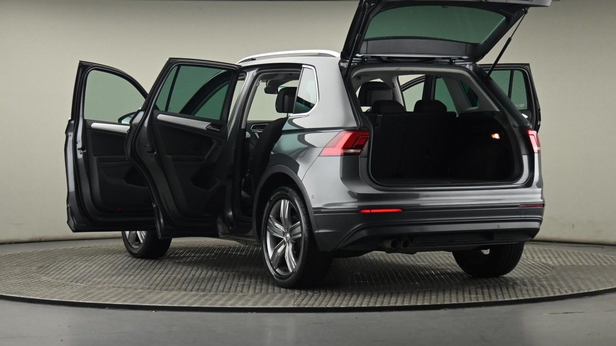 Volkswagen Tiguan Image 29