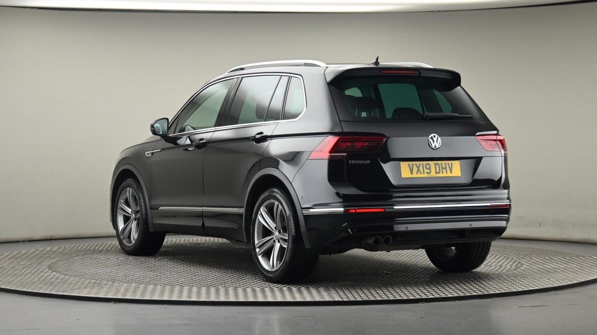 More views of Volkswagen Tiguan