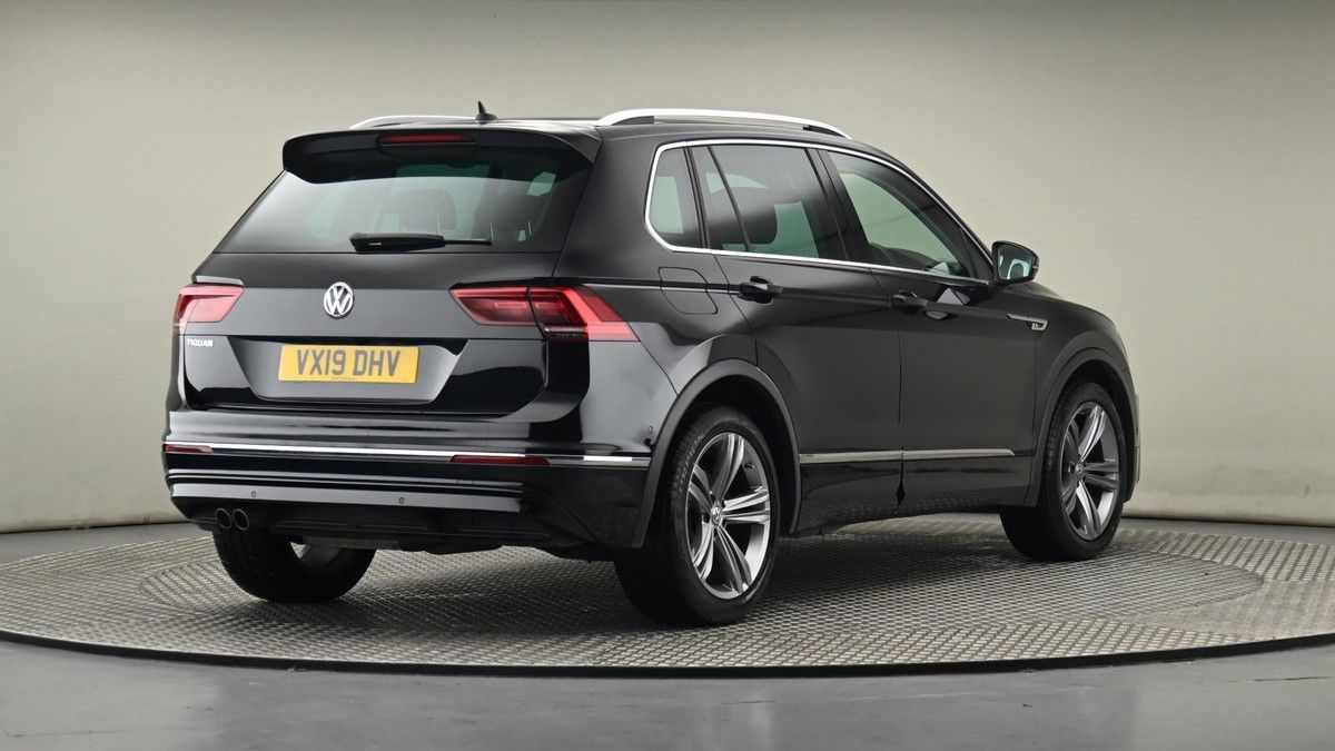 More views of Volkswagen Tiguan