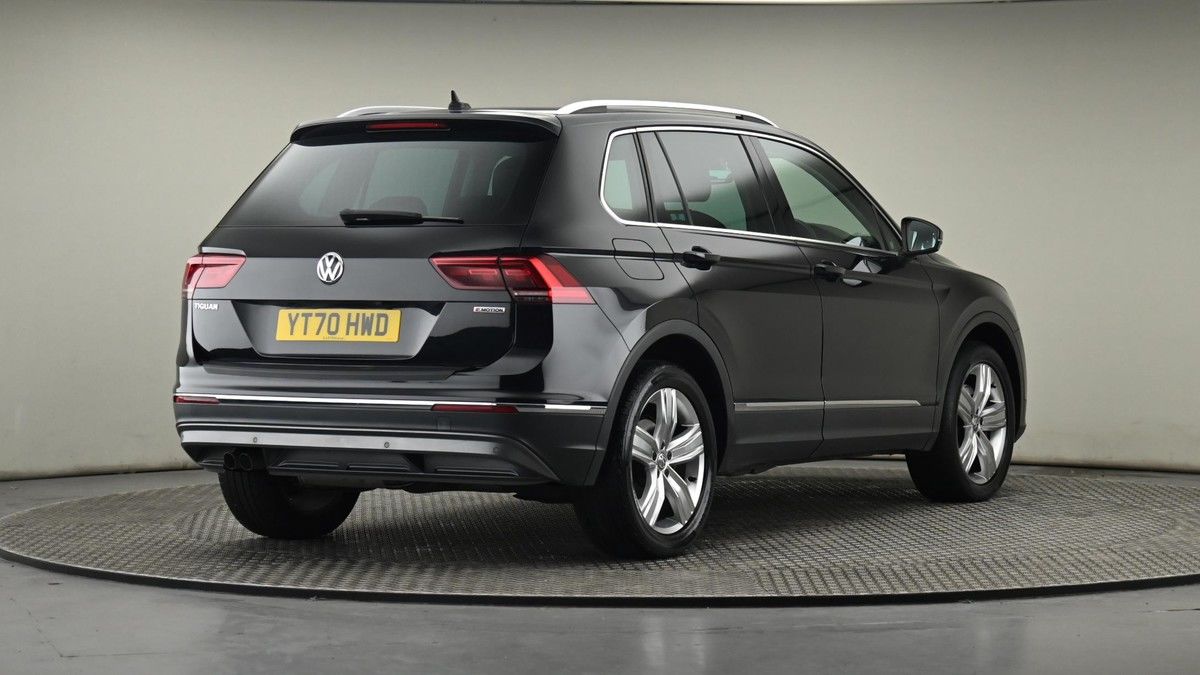 More views of Volkswagen Tiguan