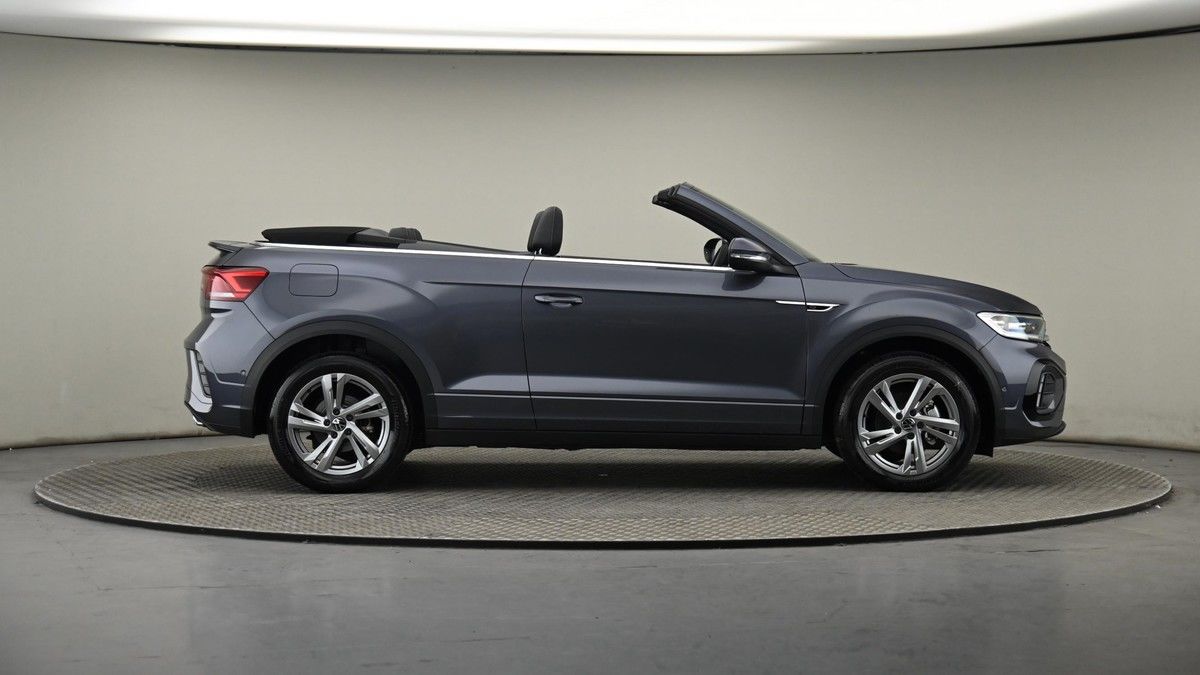 Volkswagen T-Roc Image 27