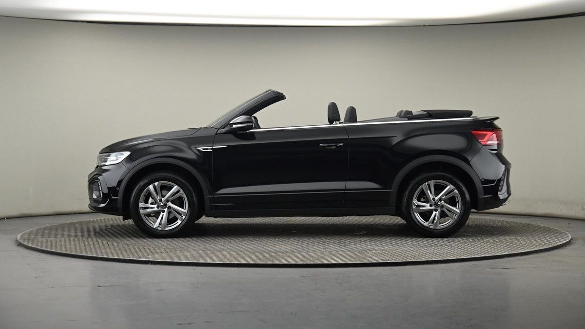 Volkswagen T-Roc Image 23