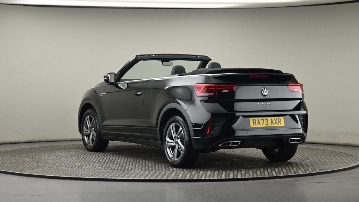 Volkswagen T-Roc Image 24