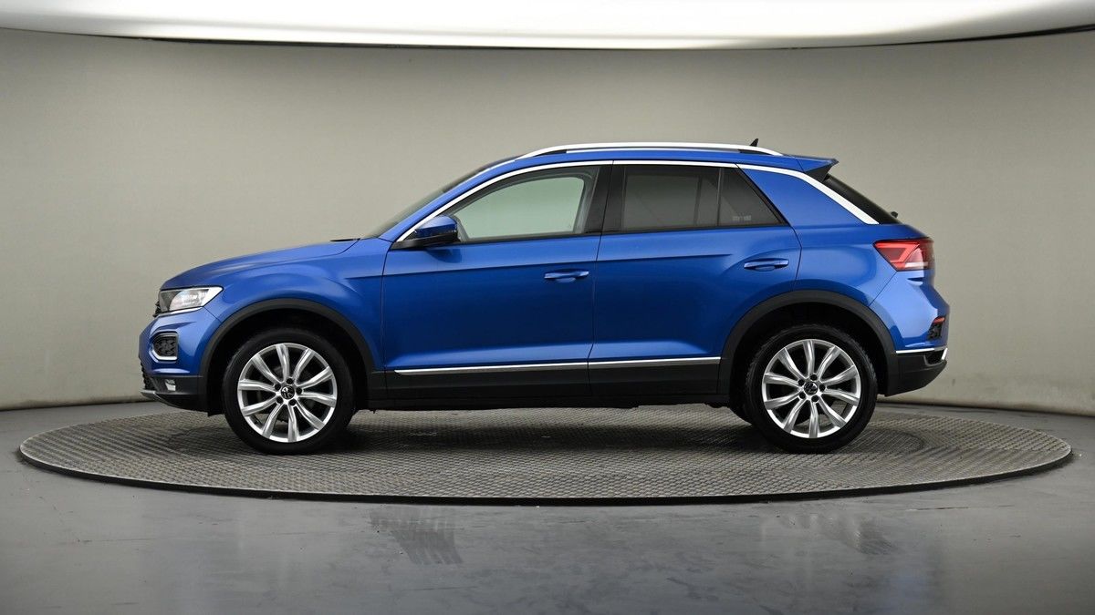 Volkswagen T-Roc Image 22