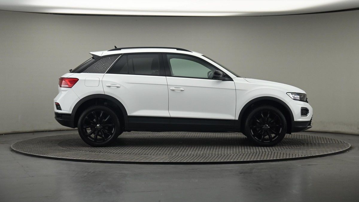 Volkswagen T-Roc Image 27