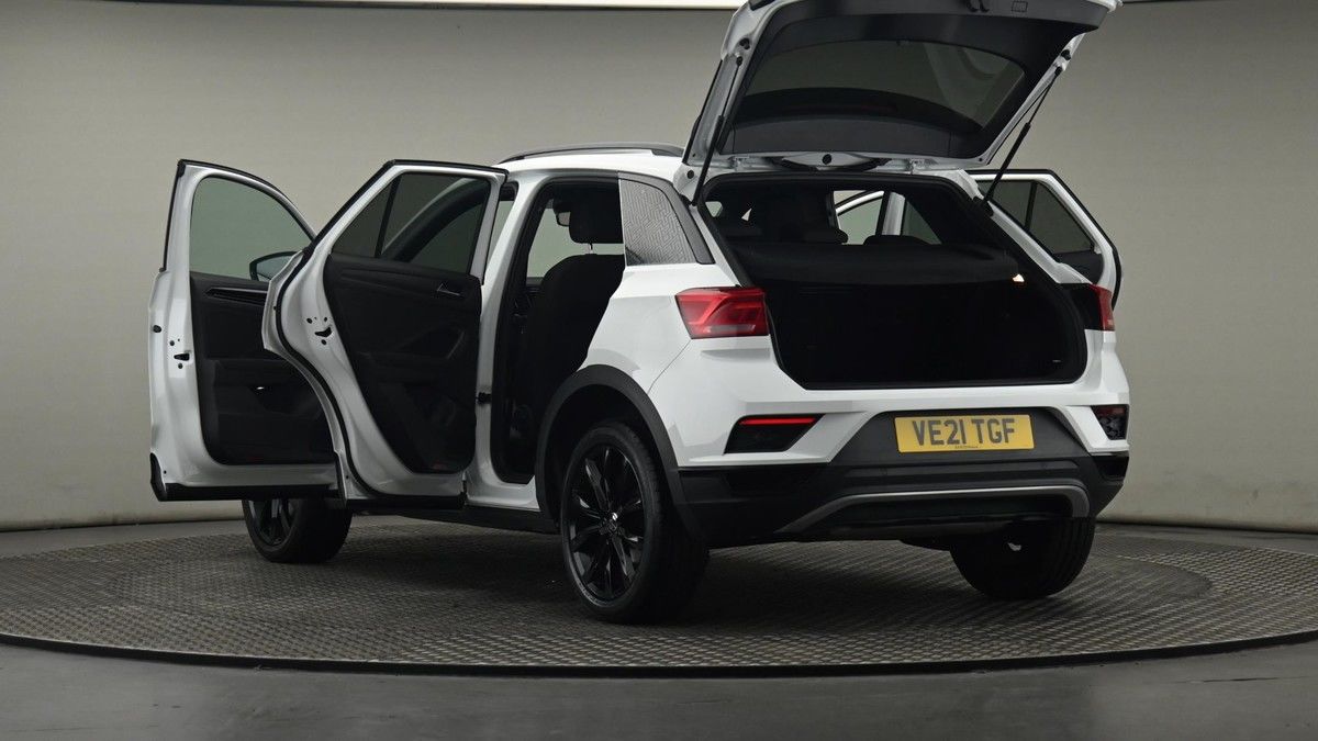 Volkswagen T-Roc Image 29