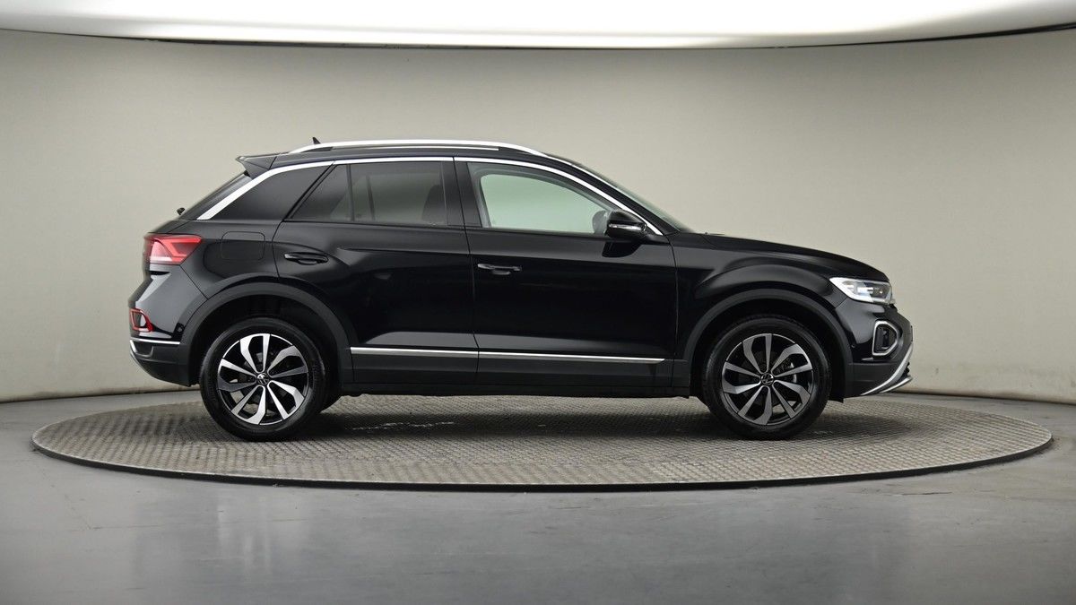 Volkswagen T-Roc Image 27