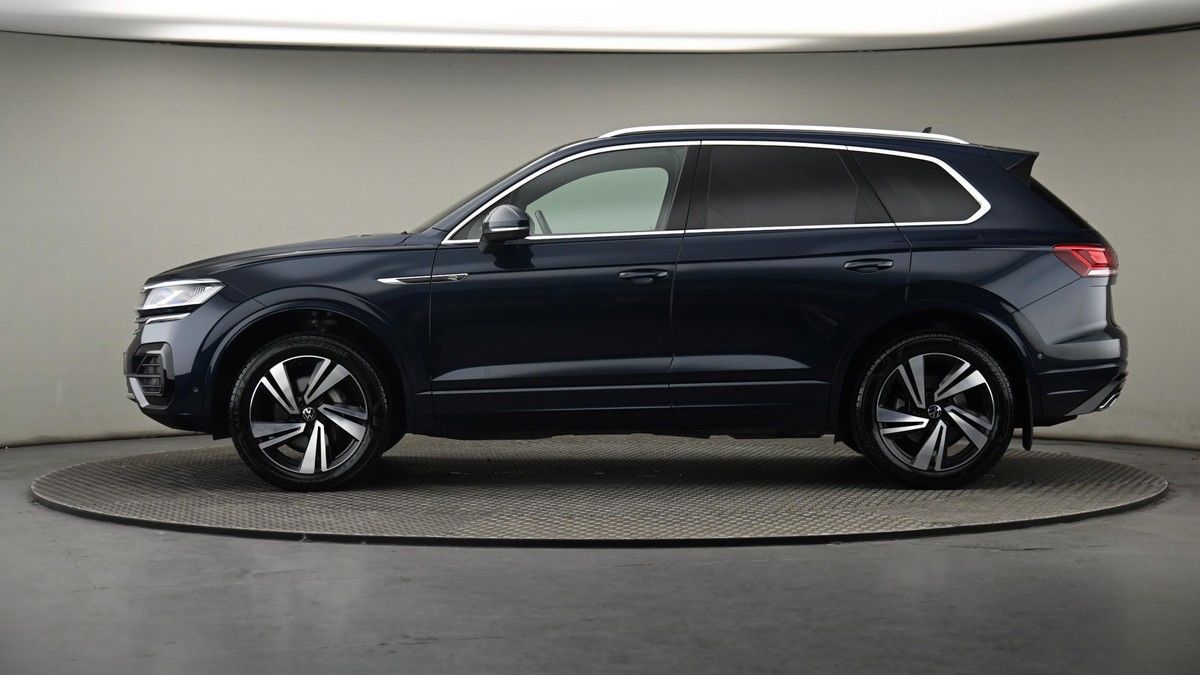 More views of Volkswagen Touareg