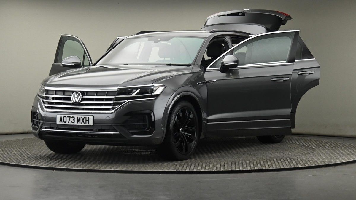 Volkswagen Touareg Image 28