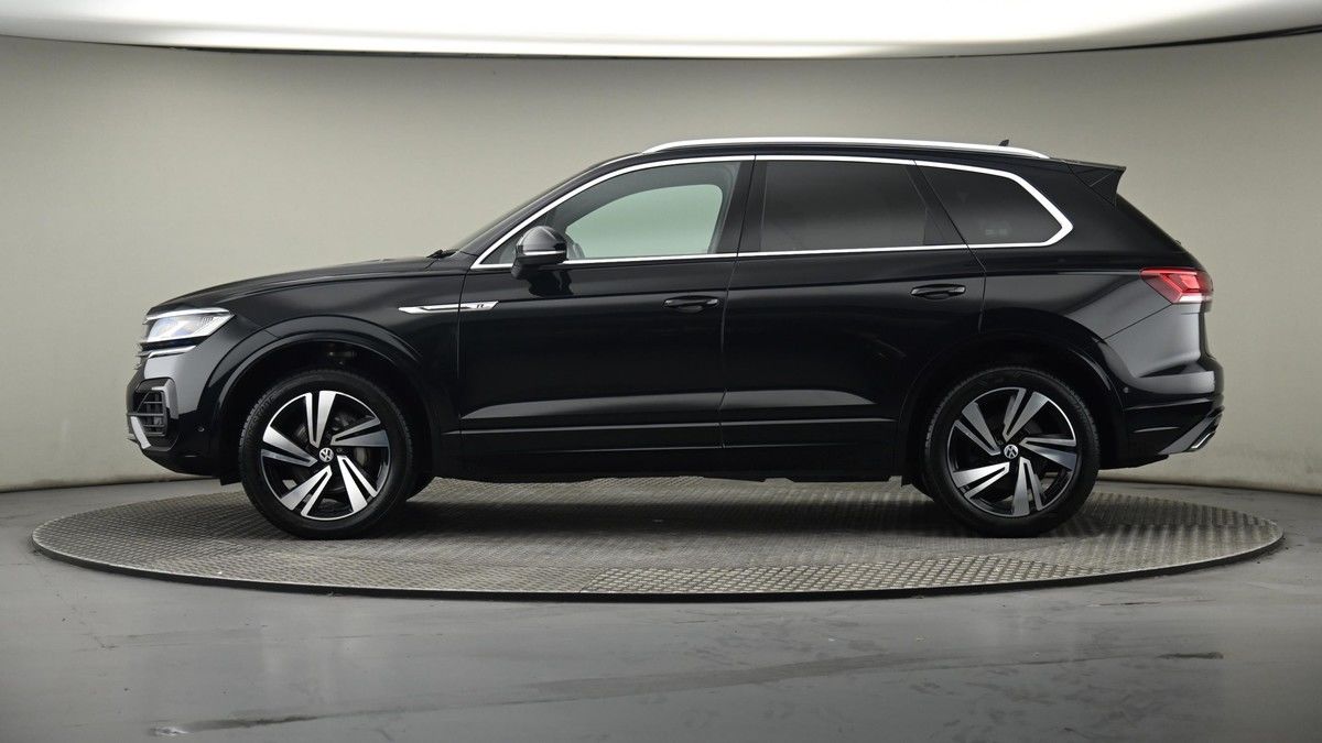 More views of Volkswagen Touareg