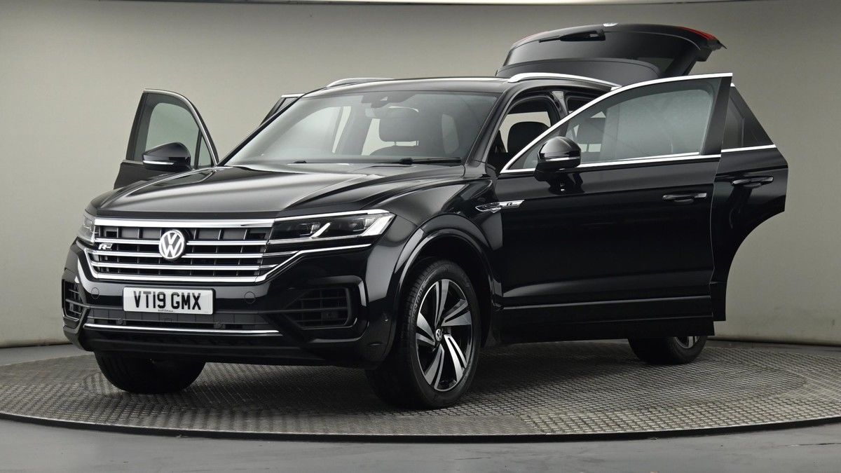 More views of Volkswagen Touareg