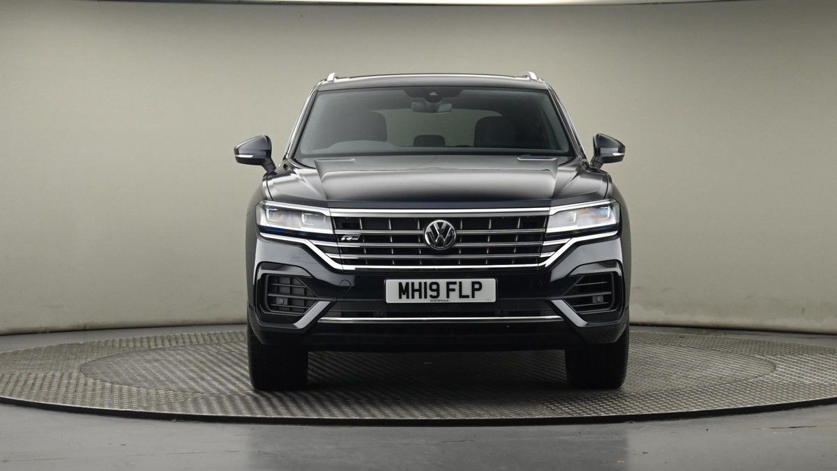 More views of Volkswagen Touareg