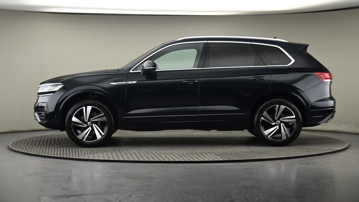 More views of Volkswagen Touareg