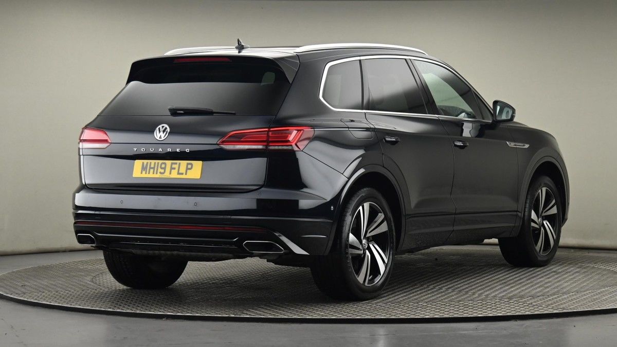 More views of Volkswagen Touareg