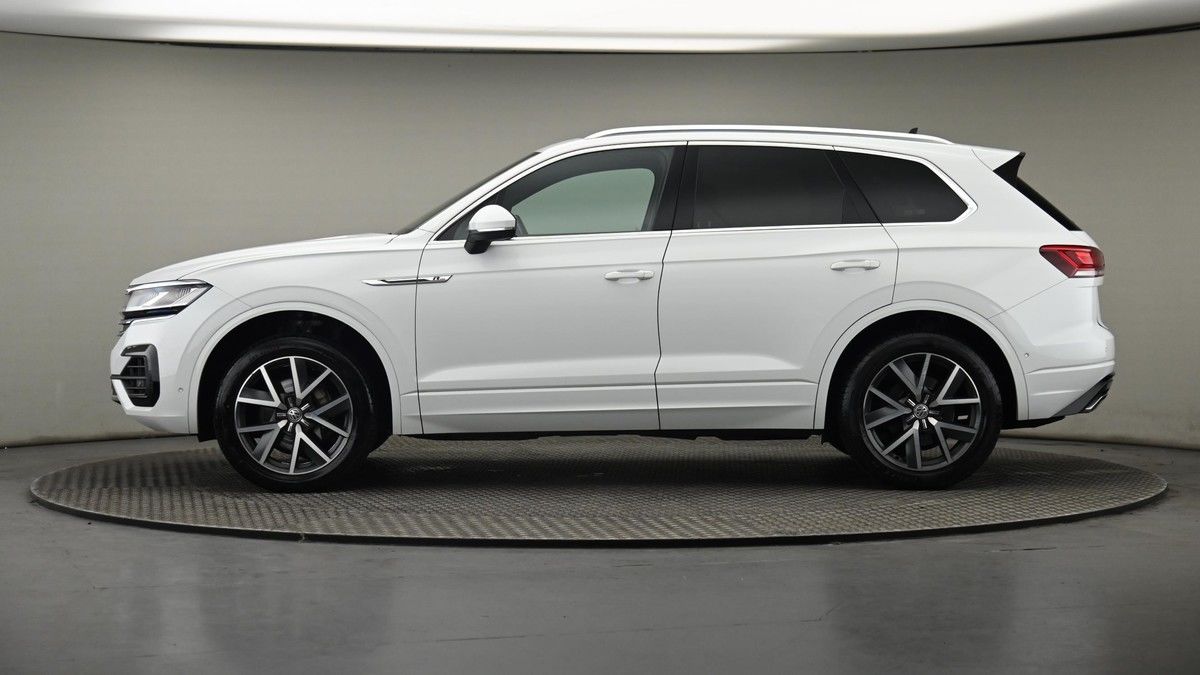 More views of Volkswagen Touareg