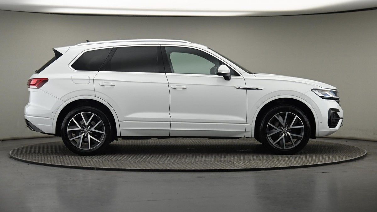 More views of Volkswagen Touareg