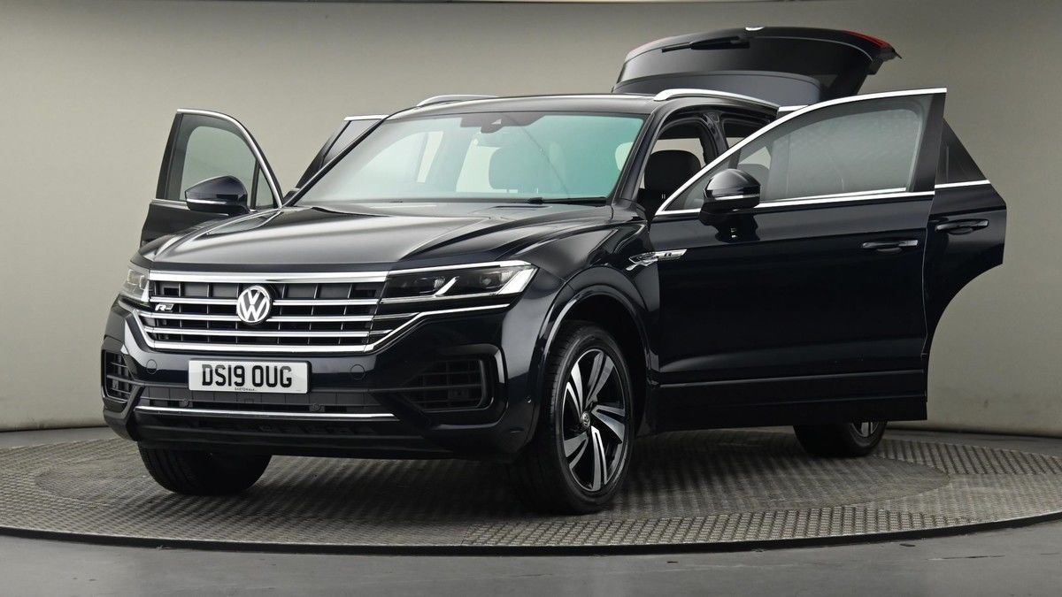 Volkswagen Touareg Image 28