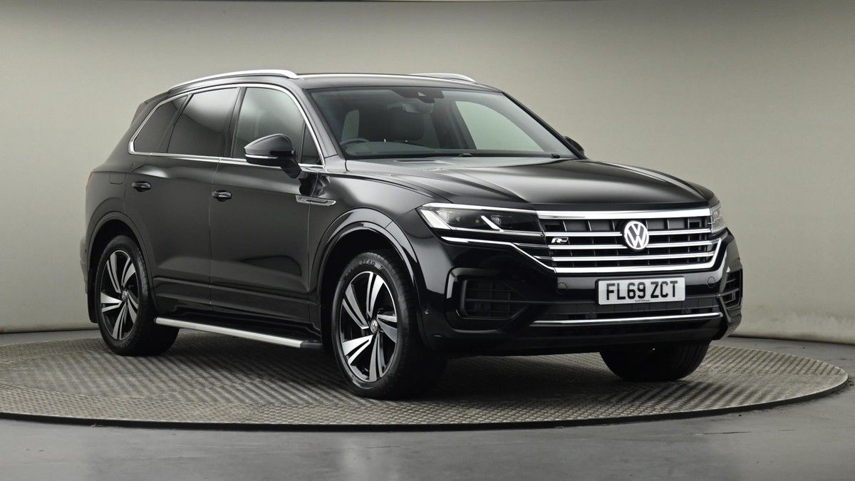 2019 Volkswagen Touareg 3.0 TDI V6 R-Line Tech Tiptronic 4Motion Euro 6 ...