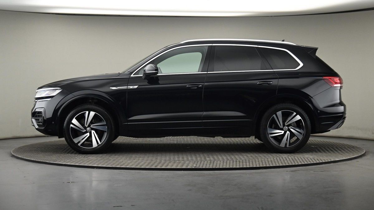 More views of Volkswagen Touareg