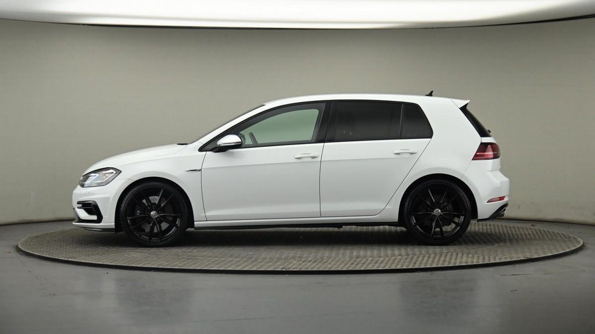 Volkswagen Golf Image 23