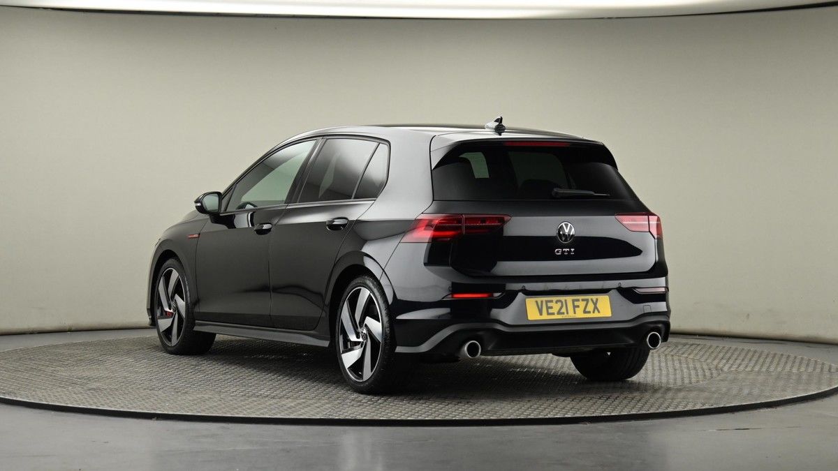 Volkswagen Golf Image 23