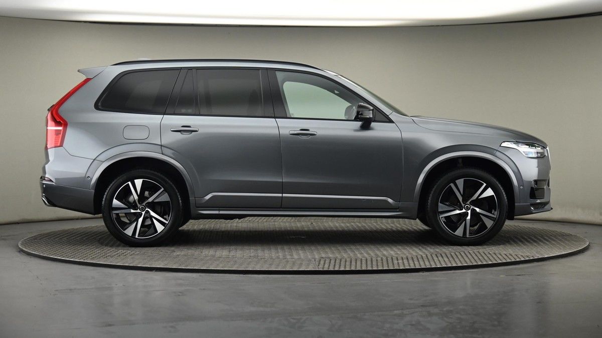 More views of Volvo XC90