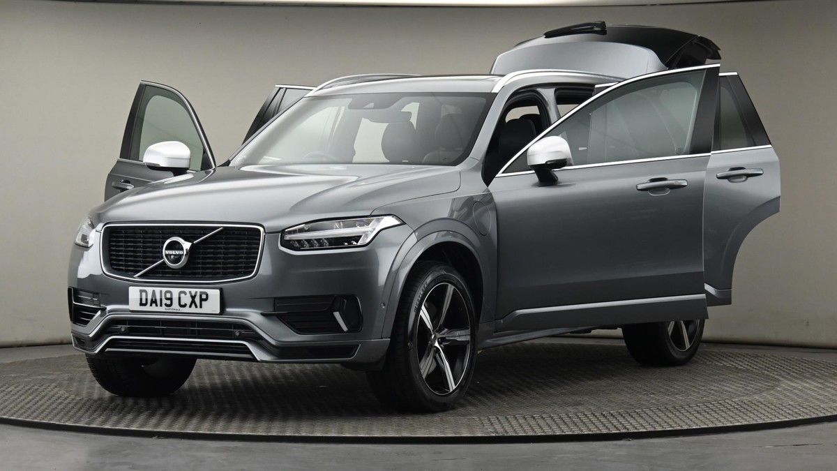 More views of Volvo XC90