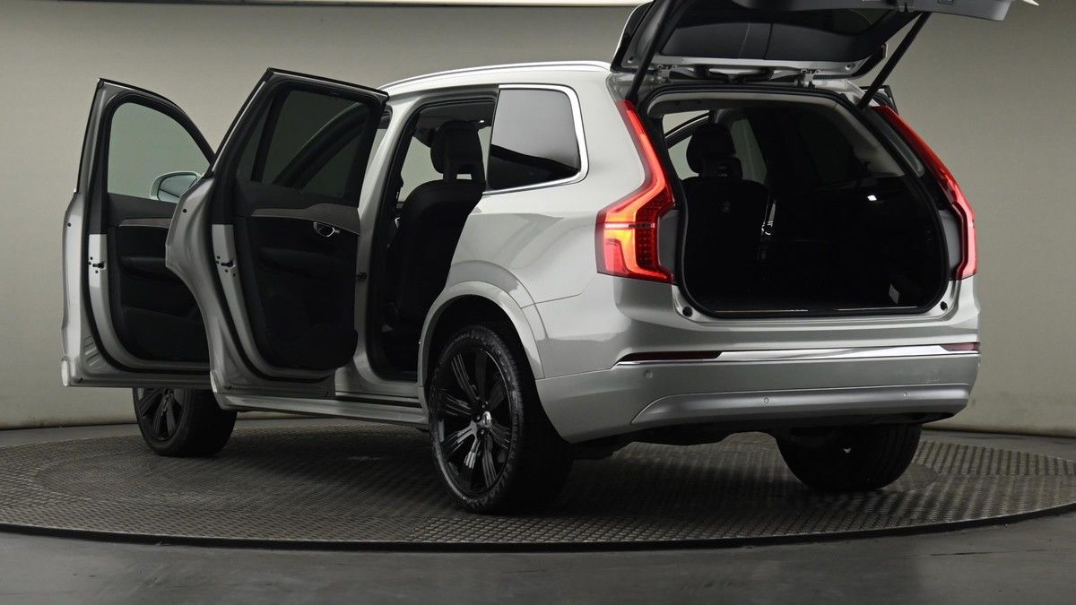 More views of Volvo XC90