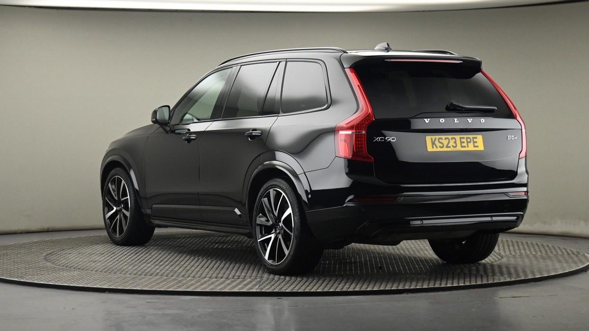 More views of Volvo XC90