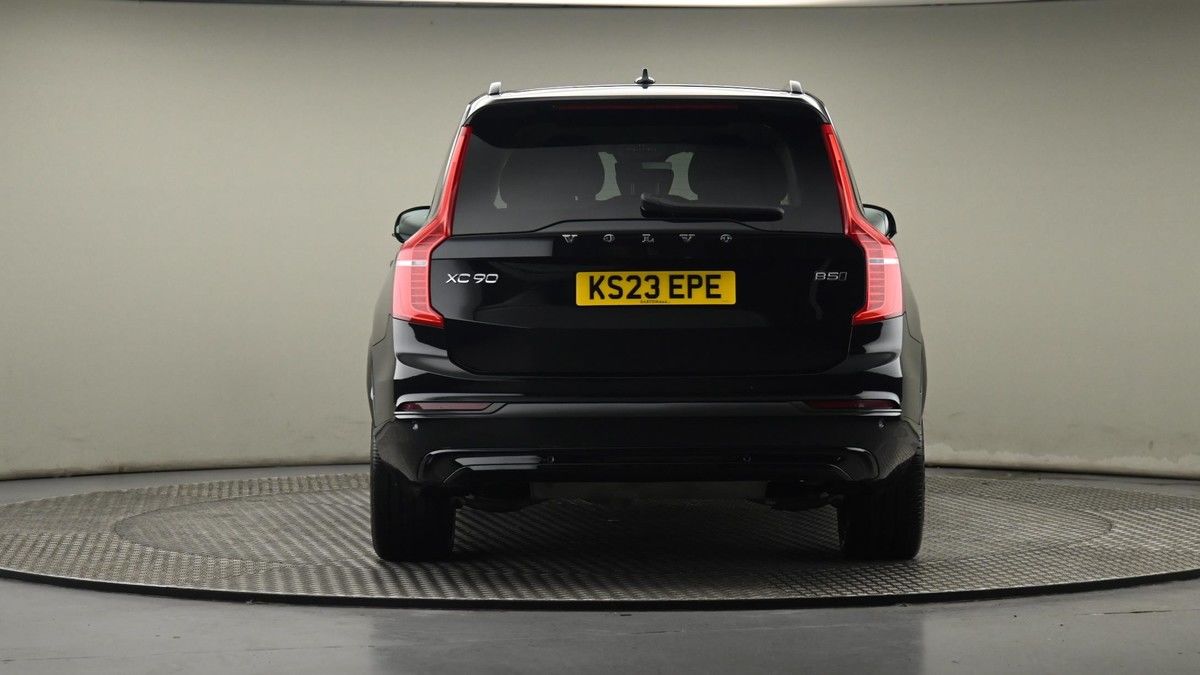 More views of Volvo XC90