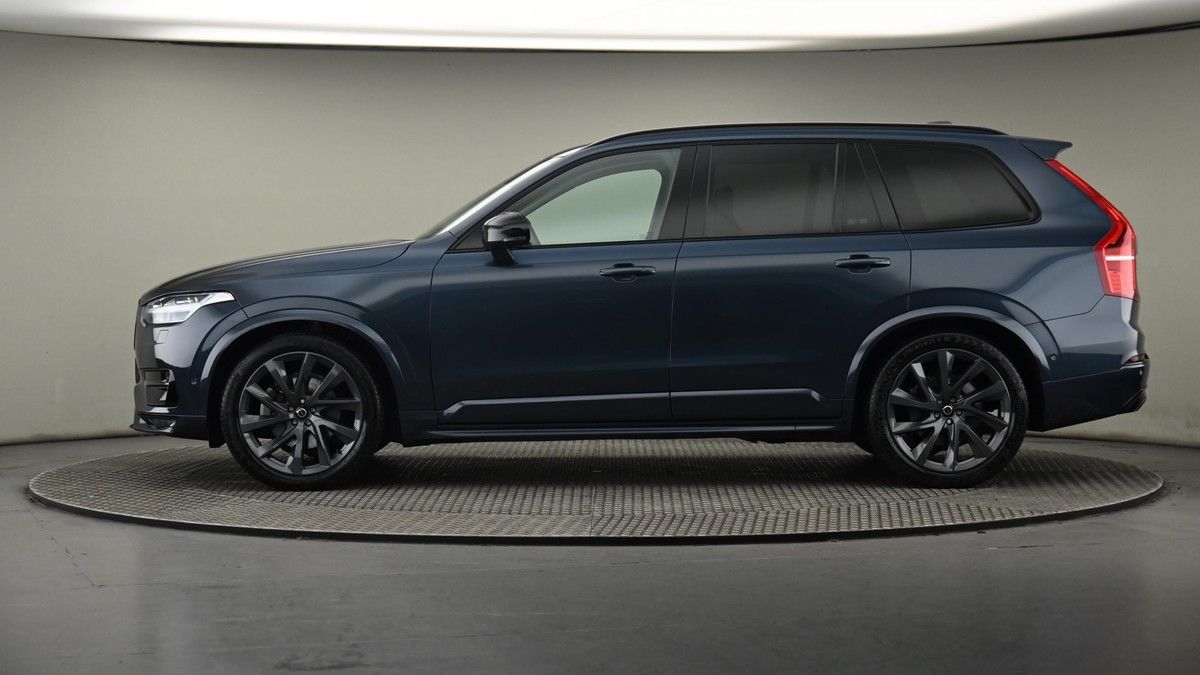 More views of Volvo XC90