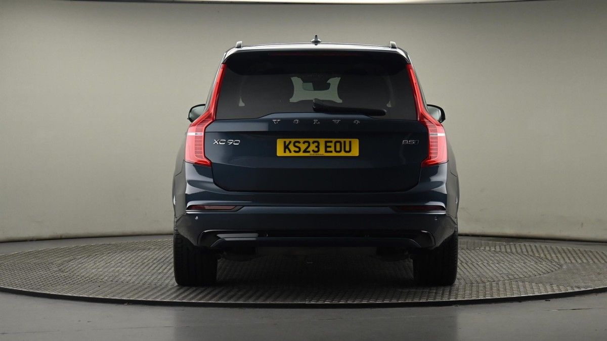 More views of Volvo XC90