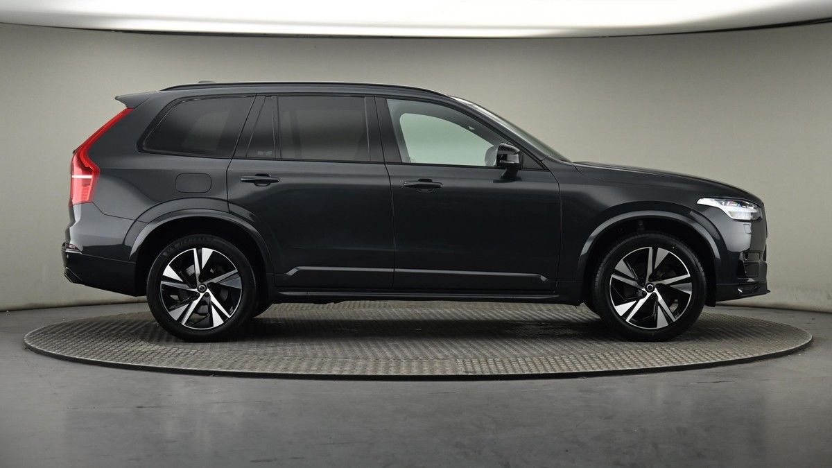 More views of Volvo XC90