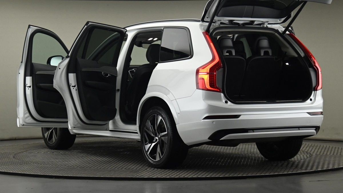 Volvo XC90 Image 29