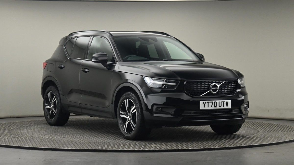 Volvo XC40 Sticky Header Image