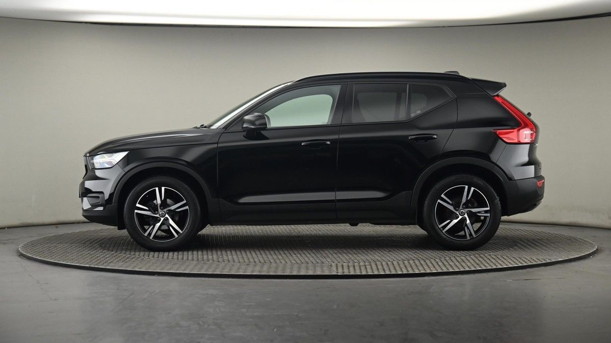 More views of Volvo XC40