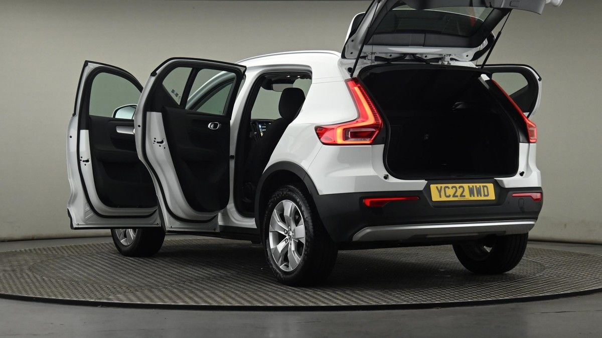 More views of Volvo XC40