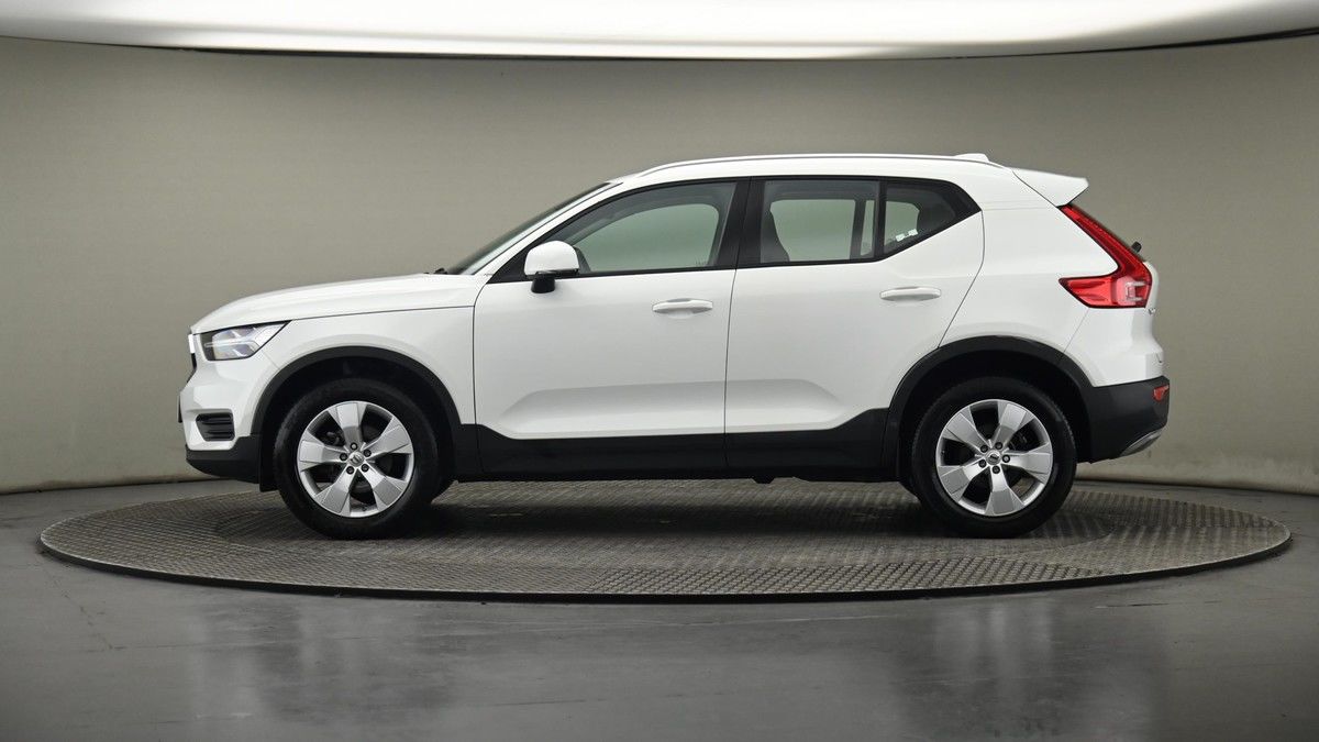 Volvo XC40 Image 23