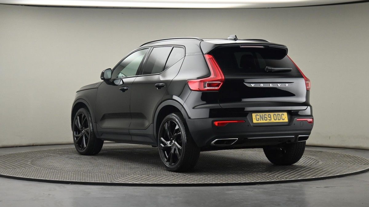 More views of Volvo XC40