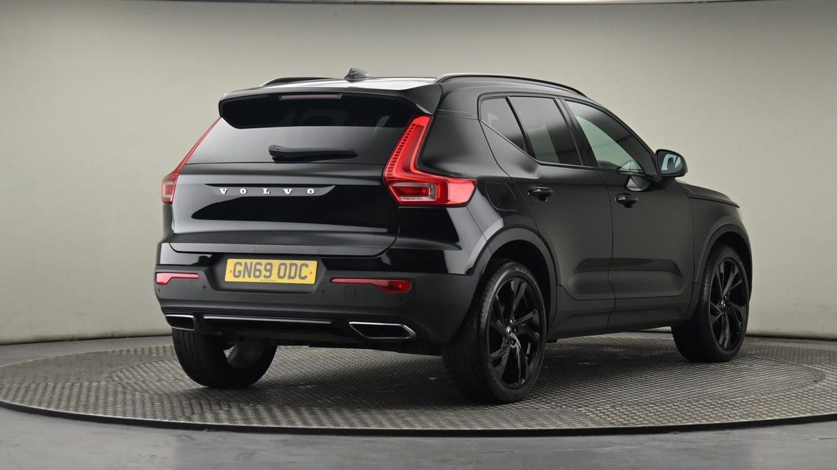 More views of Volvo XC40