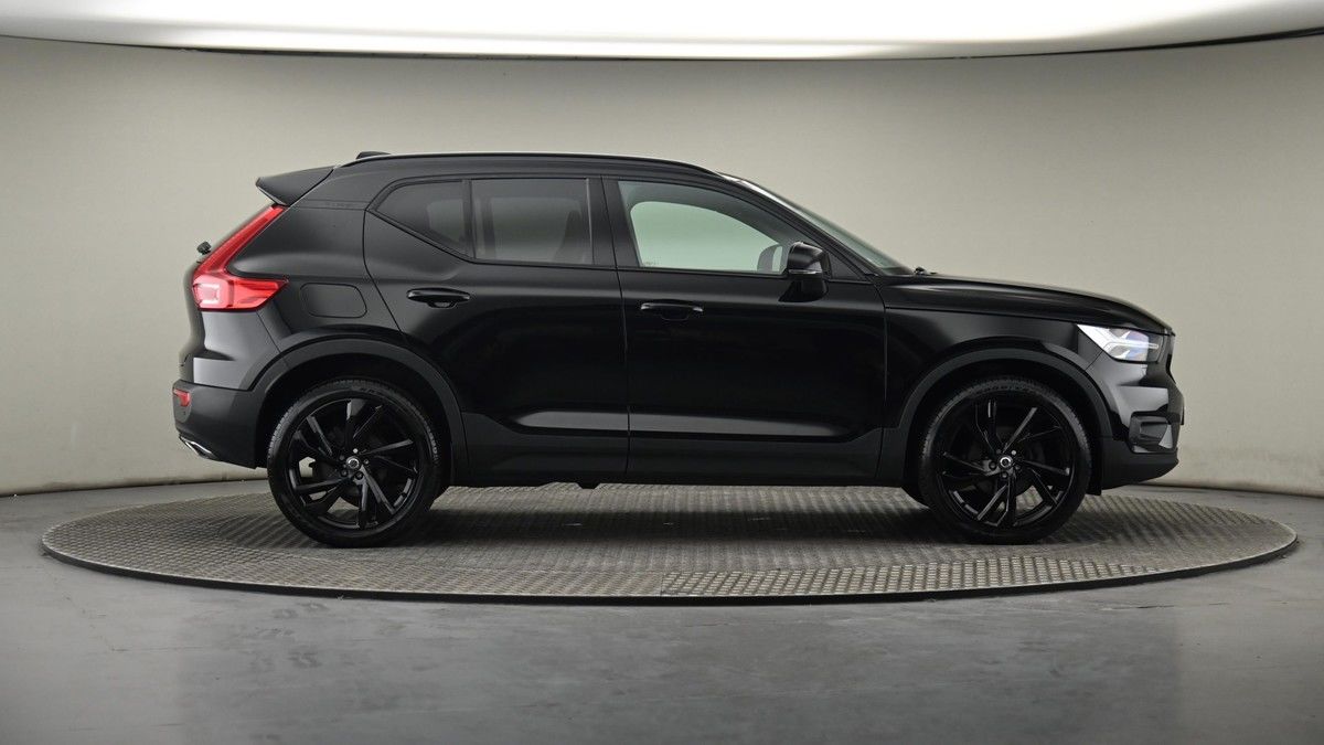 More views of Volvo XC40