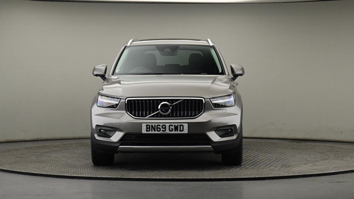 More views of Volvo XC40