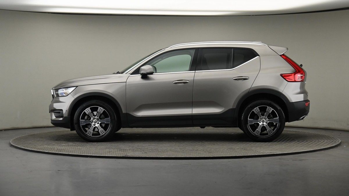 More views of Volvo XC40