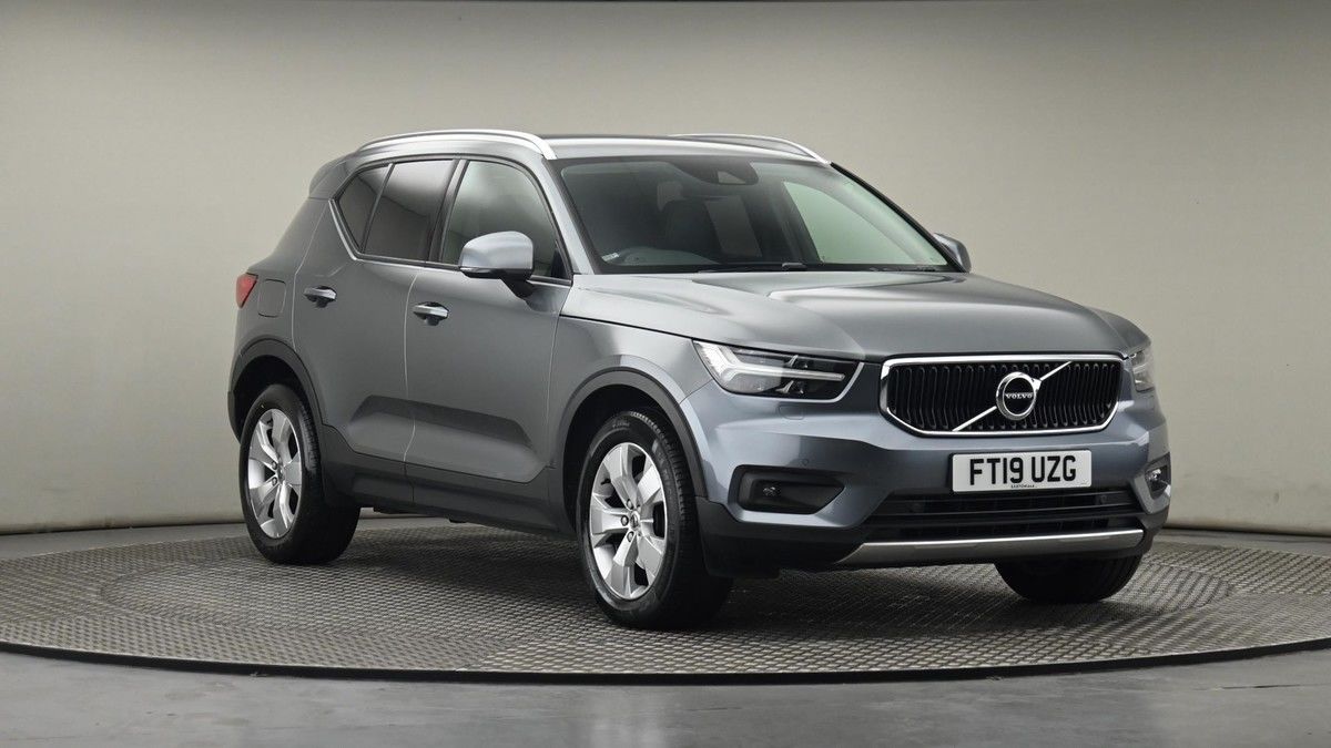 Volvo XC40 Sticky Header Image