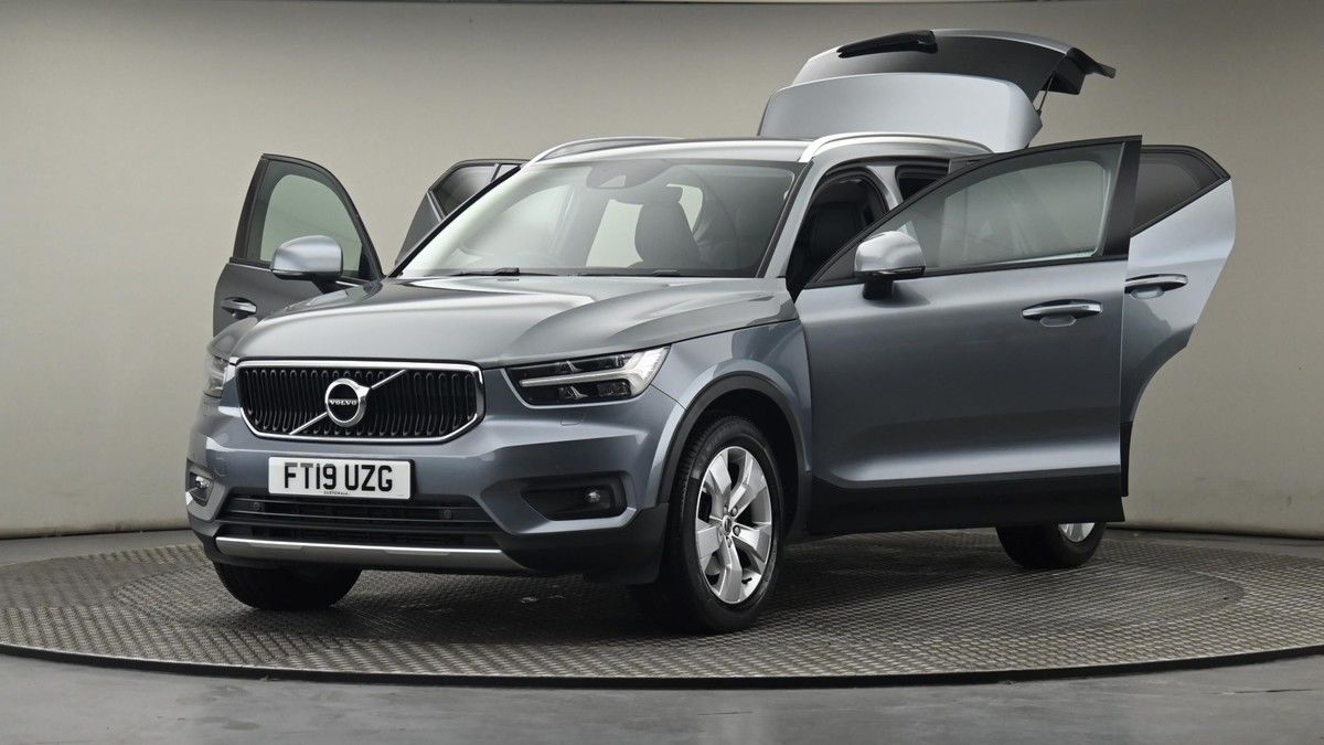 More views of Volvo XC40